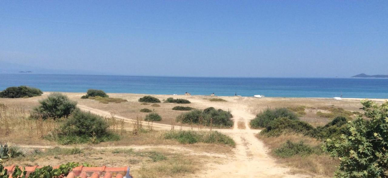 Ikidiki Beach Villa Ierissos Exterior foto